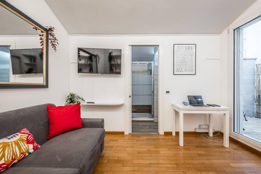 Duomo In 5 Minutes Cozy And Quiet Apartment มิลาน ภายนอก รูปภาพ